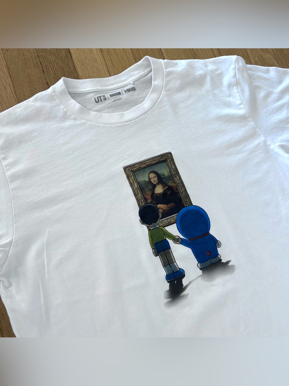 Uniqlo UT Louvre Doraemon Shirt Mona Lisa Da Vinci Anime Art Graphic Tee Large L